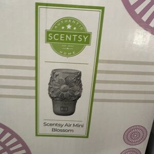 Scentsy Air Mini Blossom - Elegant Gray